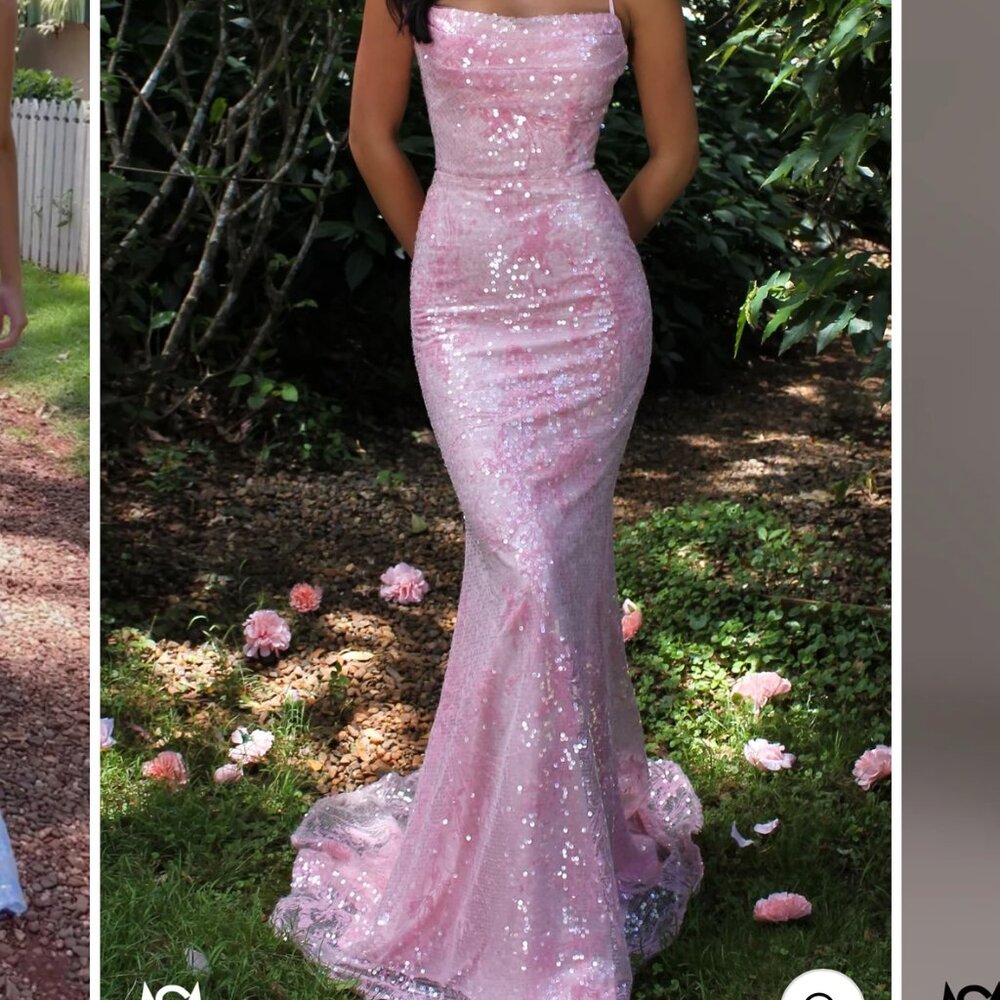 Peony light pink sparkly prom dress. M-L. Studio Minc.
